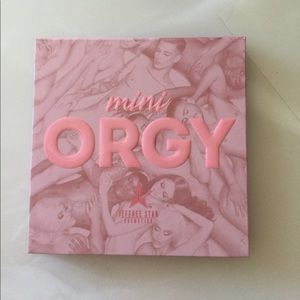 Jeffree Star Mini palette